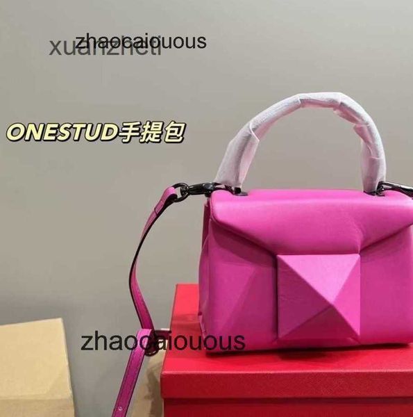 

handbag bags luxurys classic size valantioes box designer bag women summer 5i05