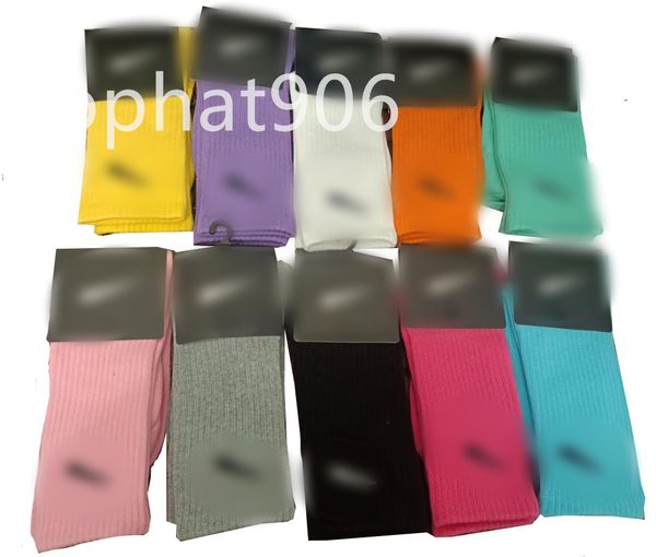 

2023 wholesale socks men's women stockings pure cotton 10 colors sport sockings letter nk print m1, Black