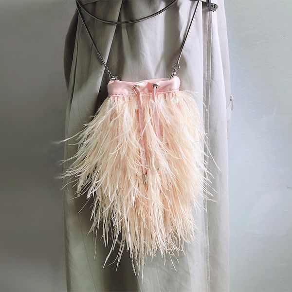 

evening bags luxury ostrich feather handle bag female wallet retro lux shoulder fashion feathers chain crossbody clutch s3067 230824