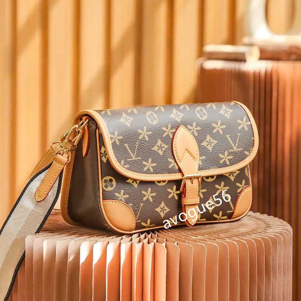 

designer genuine leather tote bag for womens mens purse and handbag luxurys m45985 m46386 shoulder diane bag fashion clutch trunk crossbody