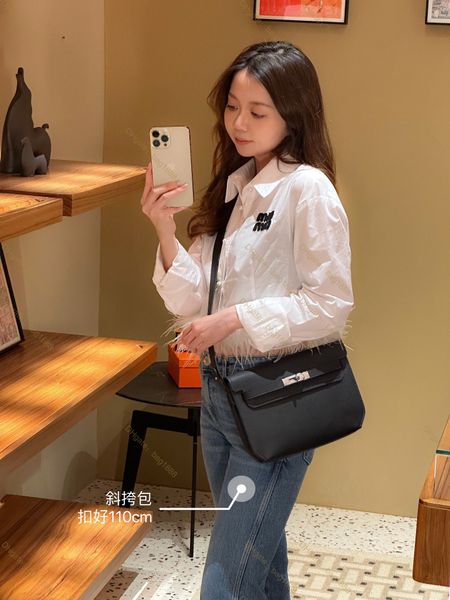 

new women's bag luxury designer one shoulder underarm bag fashionable handbag classic cross buckle handbag crossbody messenger bags 12