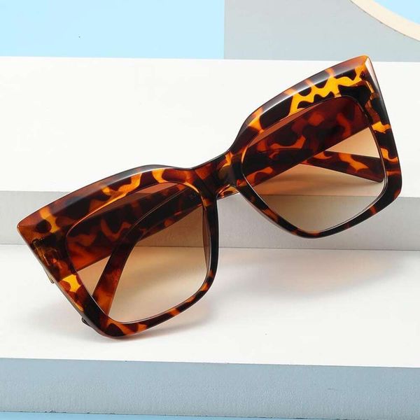 

boxed crosswalk fashion sunglasses womens big, White;black