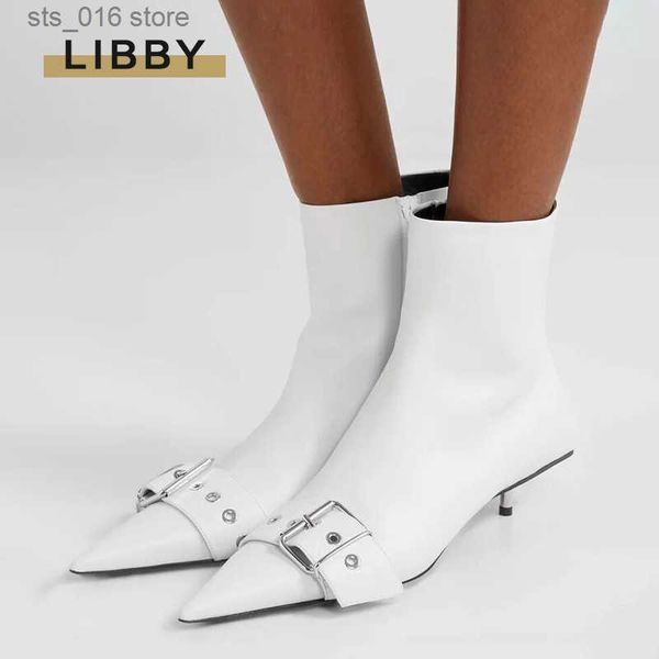 

boots women white ankle boots autumn buckle pointed toe shoes for women fashion high heels punk boots 2022 woman luxury designer shoe t23082, Black