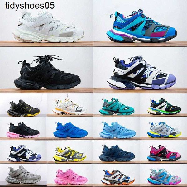 

track 3 3.0 tess.s. gomma leather nylon printed platform led light up white black white pink blue balenciga luxury brand sneakers shoes men