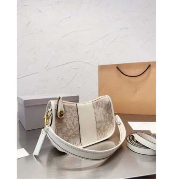 

evening bags shoulder bags luxury designer bag new swinger bag leather canvas stitching handbag fashion design single shoulder bag women&#03