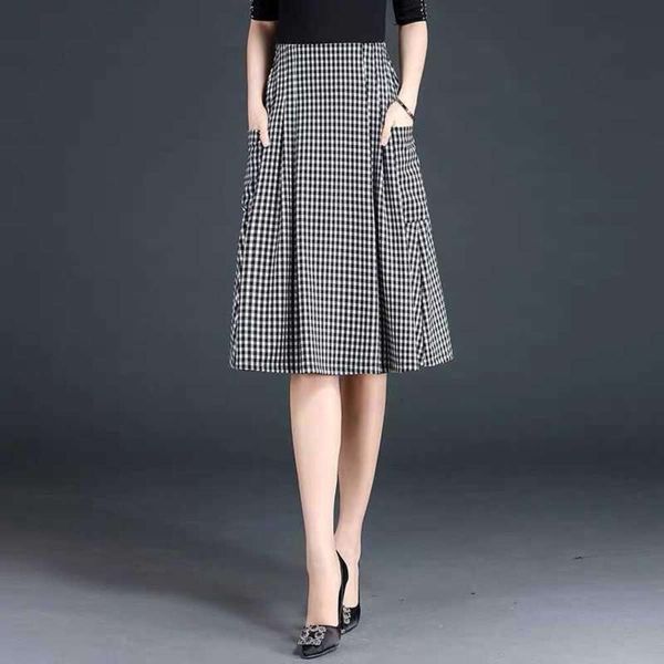 

item title short skirt for women spring style plaid high waist slim temperament all matching elastic a line, Black