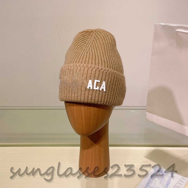 

bl light brown fur cap classic b letter knitted hat, stylish and handsome, autumn and winter fashion items, designer hats, thick and warm, Blue;gray