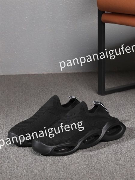 

luxury designer sneaker trainer running shoes calfskin leather whiteblue letter overlays platform low sneakers mens woman shoes size 35-45 f, Black