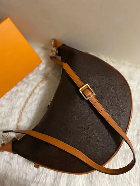 

designer wallet tramp bag shoulder armpit half moon bag woman luxury handbag wallet handbag crossbody bag for the party, Black;red