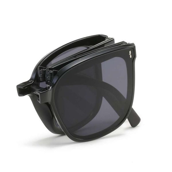 

selling gm sunglasses korean foldable uv proof, White;black