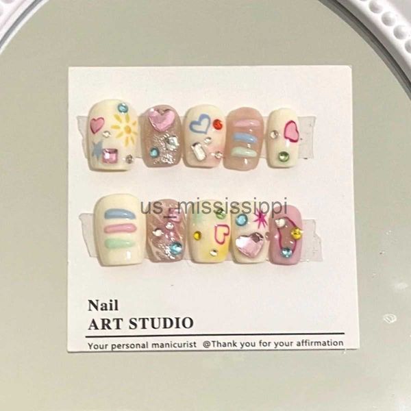 

false nails handmade nail enhancement vintage cute millennium spicy girl handpainted nail enhancement short versatile waterproof sticker x08, Red;gold