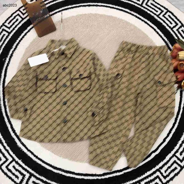

new designer tracksuits kids autumn suits baby set size 100-150 cm 2pcs grid letter printed long sleeved lapel jacket and pants aug24, White