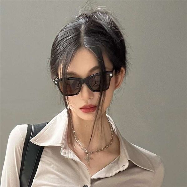 

square retro brown sunglasses ladies high end styling glasses anti violet, White;black