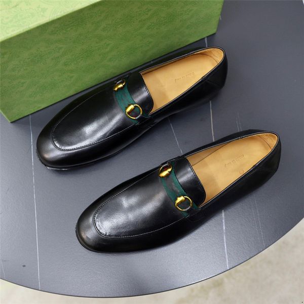 

16model europe pointed toe designer leather shoes men oxfords formal leather men shoes business dress brogue flats men wedding shoes plus si, Black