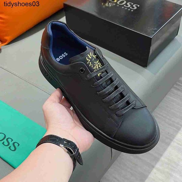 

boss new product is comfortable breathable and atmospheric shoes fashionable and versatile men's casual sports shoes, Black