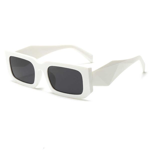 

family 2022 p new square sunglasses 654, White;black