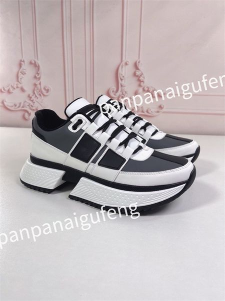 

2023 new r sneaker trainer running shoes calfskin leather whiteblue letter overlays platform low sneakers mens woman shoes size 35-45 fd2305, Black