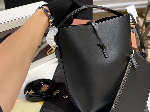 

new bucket bag, fashionable/casual without choosing clothes