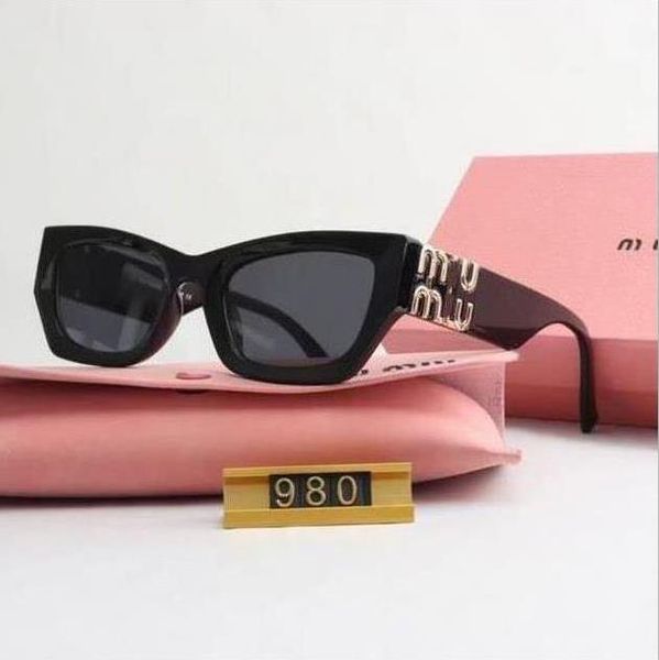 

sunglasses letter v waimea l the same model sunscreen uv protection miu designer for mens womens luxury stars, White;black