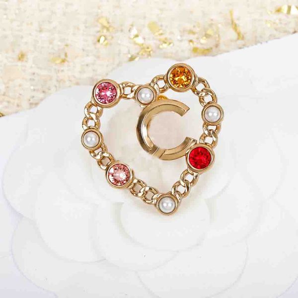 

2023 luxury quality charm brooch with diamond colorful pink red color in 18k gold plated have box stamp ps7521b, Golden