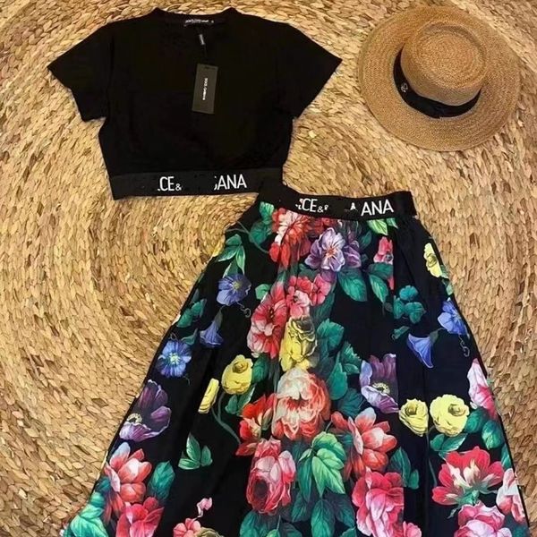 

2023ss designer women's dress summer beach two piece dress for womens long skirt luxury with print womens vest loose waist clothing, White