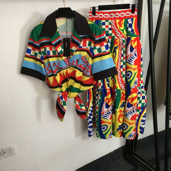 

806 2023 milan style brand same style two pieces sets black lapel neck short sleeve swimsuit bikini empire fora print meiyi20236532, White