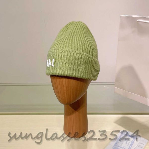

bl grass green hair hat classic b letter knitted hat, stylish and handsome, autumn and winter fashion items, designer hats, thick and warm,, Blue;gray