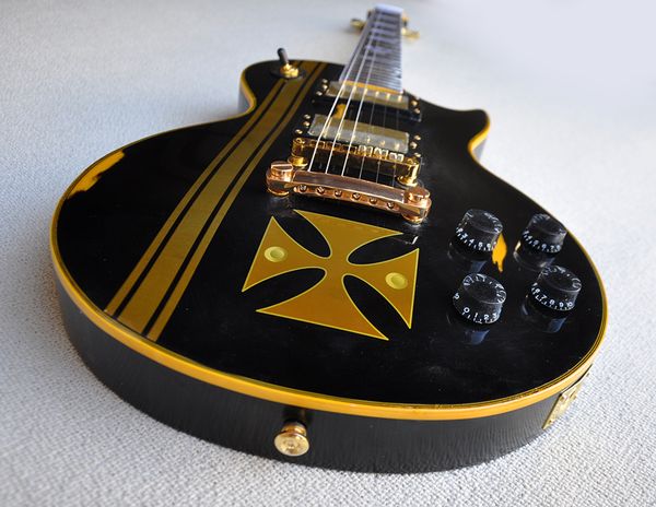 

factory custom glossy black electric guitar with relic style rosewood fingerboard gold hardwares white pearl fret i