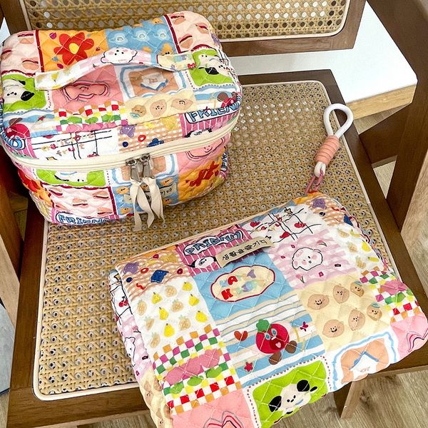 

waist bags flower bear women cosmetic bag cute cartoon ladies quilting makeup female clutch purse travel toiletry storage handbags 230826
