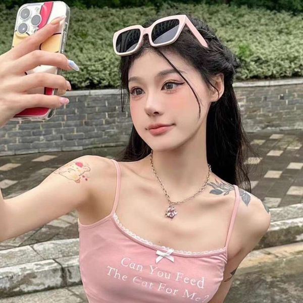 

travel street shooting sunblock sunglasses reductive female fashion square glasses cool source, White;black