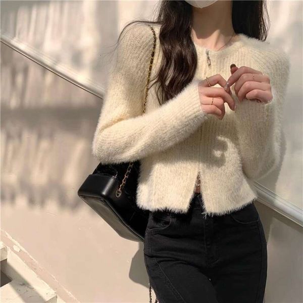 

autumn and winter sweater for women design sense niche imitation mink velvet short soft wind coat, White;black