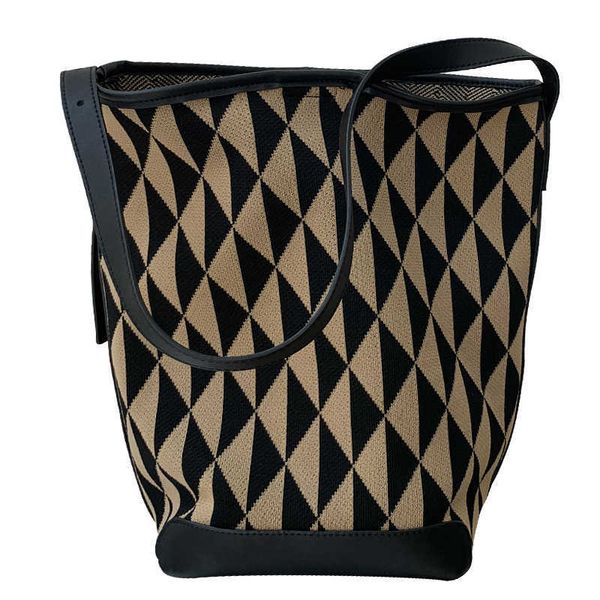 

women's bag early autumn new high capacity shoulder bag triangle bucket bag underarm mother bag