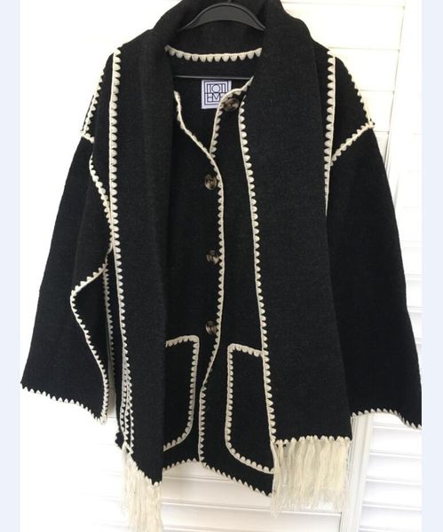 

2023-toteme single-breasted tassel scarf wool coat, Black