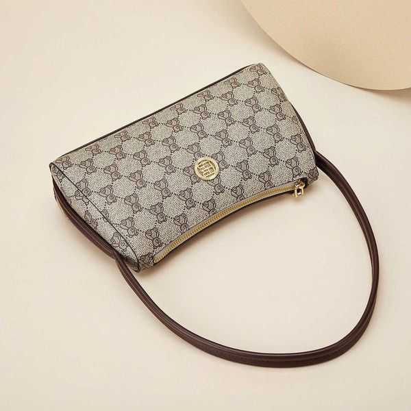 

2023 new bag women's fashion underarm bag printed shoulder bag casual temperament commuter women's bag