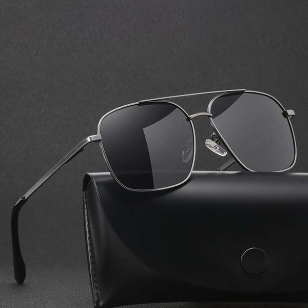 

fashioned polarized sunglasses for men, White;black