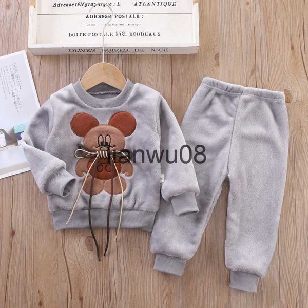 

clothing sets twopiece suit girls boys 26 years old kids clothing 2023 new winter padded thickened children's x0828, White