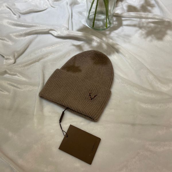 

designers children's hats and scarves set men's and women's brand hats ski cap outdoor winter warmth., Blue;gray