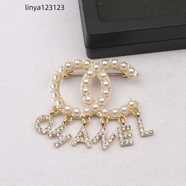 

2style luxury women men designer brand letter brooches 18k gold plated inlay crystal rhinestone jewelry brooch tassels pearl pin marry chris, Gray