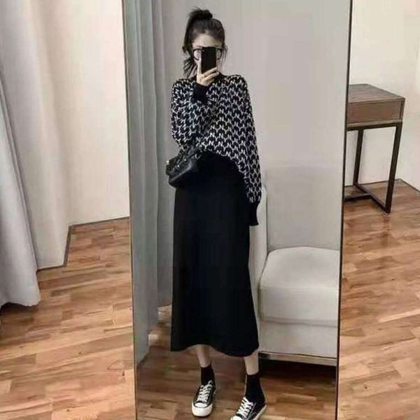 

early autumn fashion design casual womens sweaters lazy age reducing high grade niche sweater two piece suit skirt, White;black