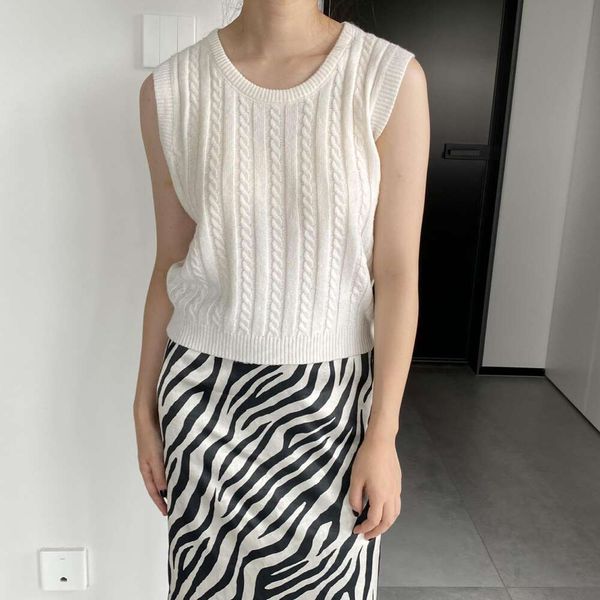 

item title wool classic twisted flower sweater womens temperament round neck basic all matching autumn and winter, White;black