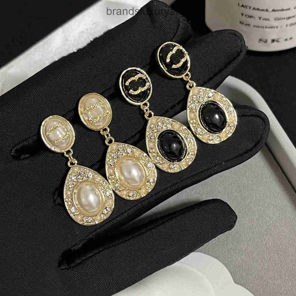 

2colors designer earrings ear stud designers 18k gold plated brand letters fashion women crystal rhinestone earring wedding party jewerlry e, Golden;silver