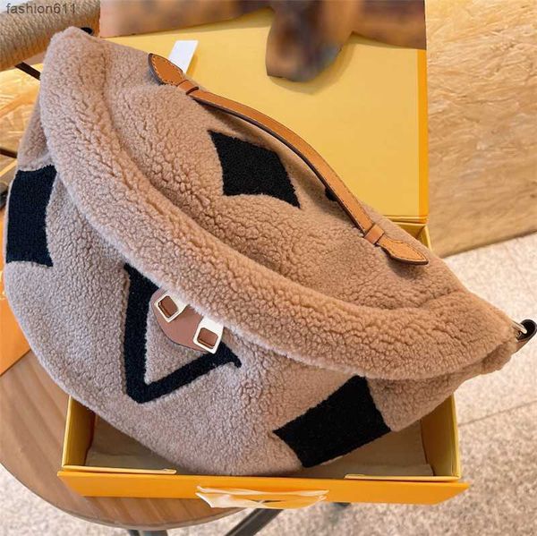 

2023 shoulder bags women winter teddy waist bag fashion mens crossbody chestpack fuzzy shoulder bags fluffy bumbag luxury designer fannypack