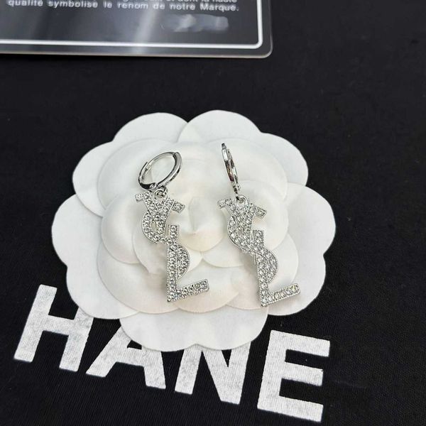 

Designer Earrings SL Luxury Top Fashion Light Full Diamond Letter Pendant Temperament Embedding Stylish Romantic Accessories Jewelry