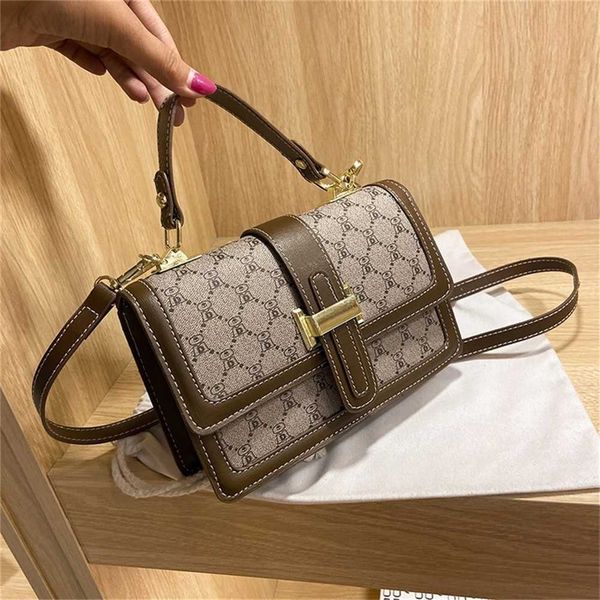 

fashion red version textured one hand messenger small 65% off store sales