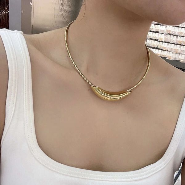 

designer titanium steel necklace colorless high grade cool metal wind curved bend pendant design collar fashion versatile neckchain, Silver