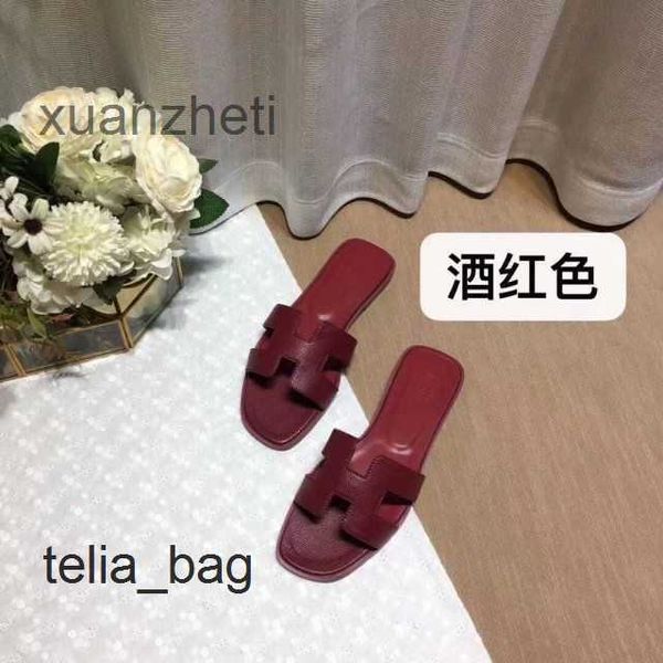 

for flops designer 2023 slippers flip leatslipper bear sandal shoes oran traveling wearing flat bottomed beacsandals large women's shoe