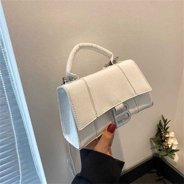 

12% off bag 2024 new launch designer handbag women's new letter printing hourglass single room diagonal straddle