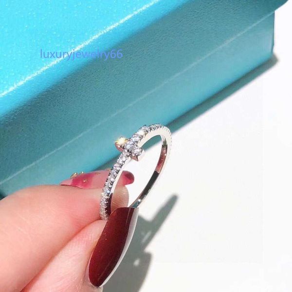 

luxury band rings tiff brand designer s925 sterling silver full crystal cross charm engagemnet ring wedding jewelry with box party gift for