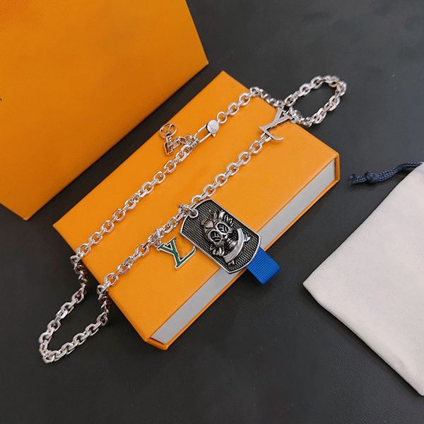 

designer luxury necklace sterling silver skull necklace peindant punk valentine's day gift circle pendant necklace