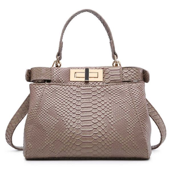 

designer bag outdoor leather bag crocodile handbag fashion handbag f bags qfmu